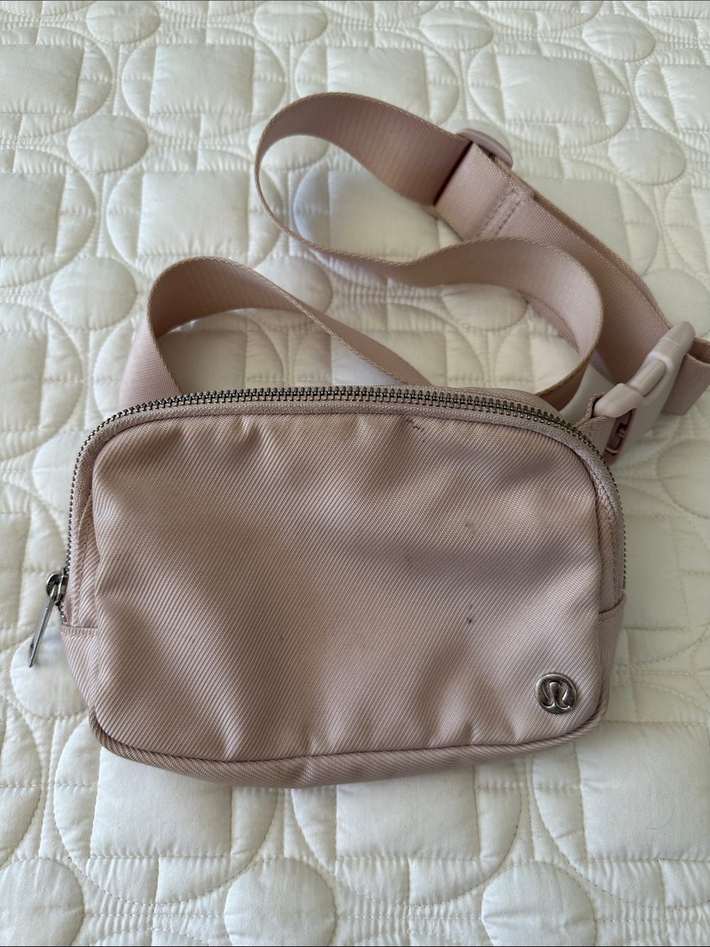 lululemon athletica Blush Pink Belt Bag